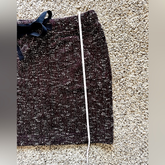 NWT, LOFT Drawstring Pocket Skirt, Burgundy, Small - Picture 4 of 5